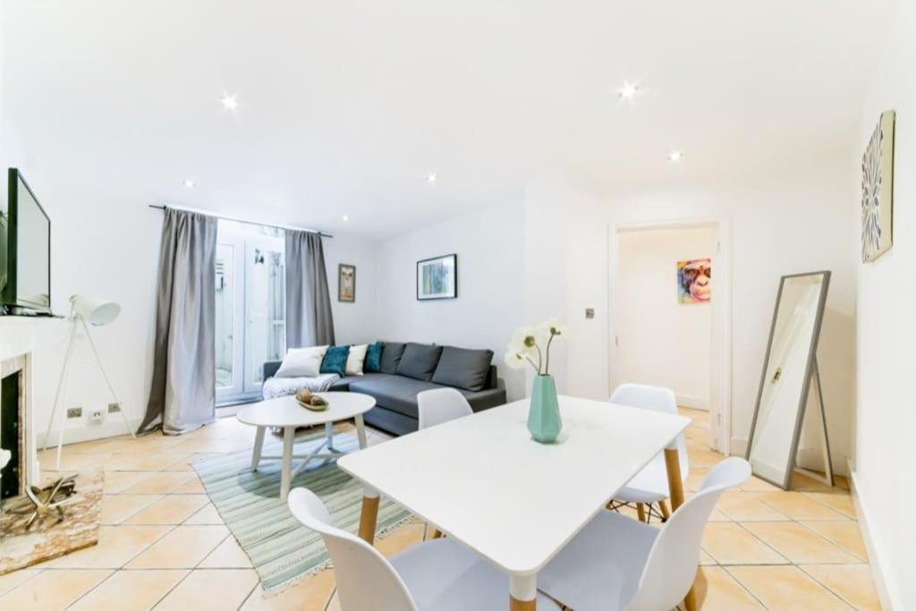 Cs Lancaster Gate *